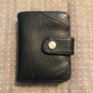 MATT & NAT BLACK WALLET